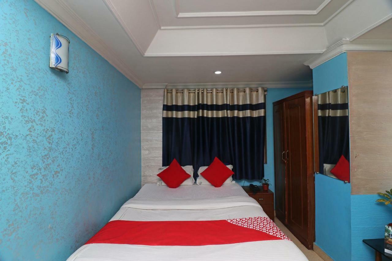 Oyo Flagship 16209 Hotel Ambar Palace Calcutta Calcutta Bara Bazar Dış mekan fotoğraf