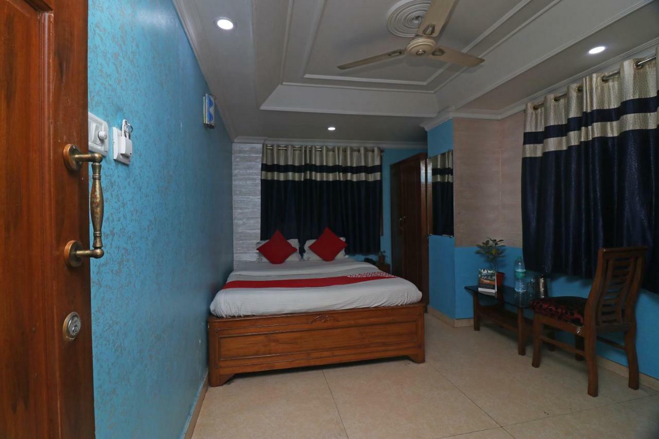 Oyo Flagship 16209 Hotel Ambar Palace Calcutta Calcutta Bara Bazar Dış mekan fotoğraf