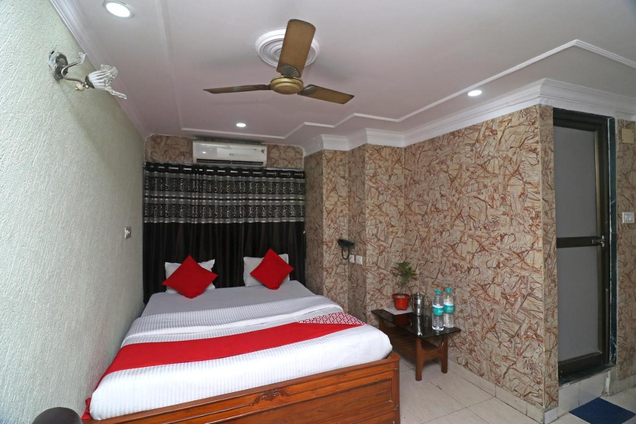 Oyo Flagship 16209 Hotel Ambar Palace Calcutta Calcutta Bara Bazar Dış mekan fotoğraf